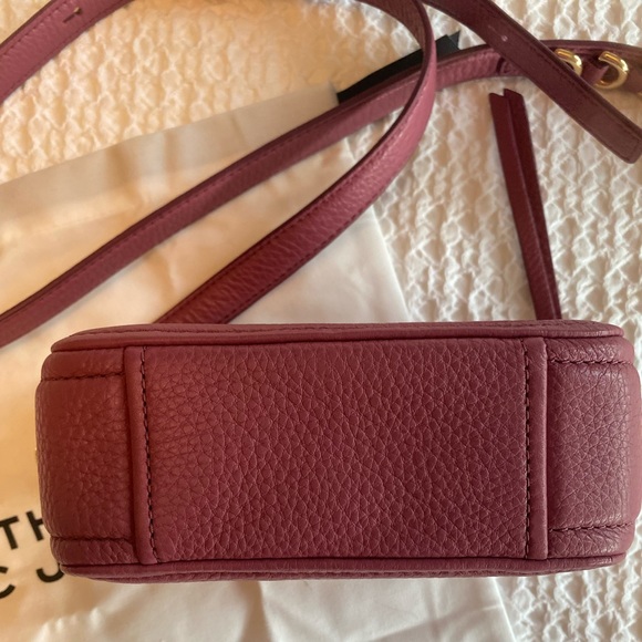 Marc Jacobs Softshot Crossbody Bag - Picture 5 of 7